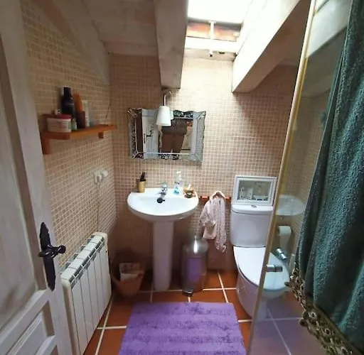 Casita De Ensueño, En La Sierra De * Segovia